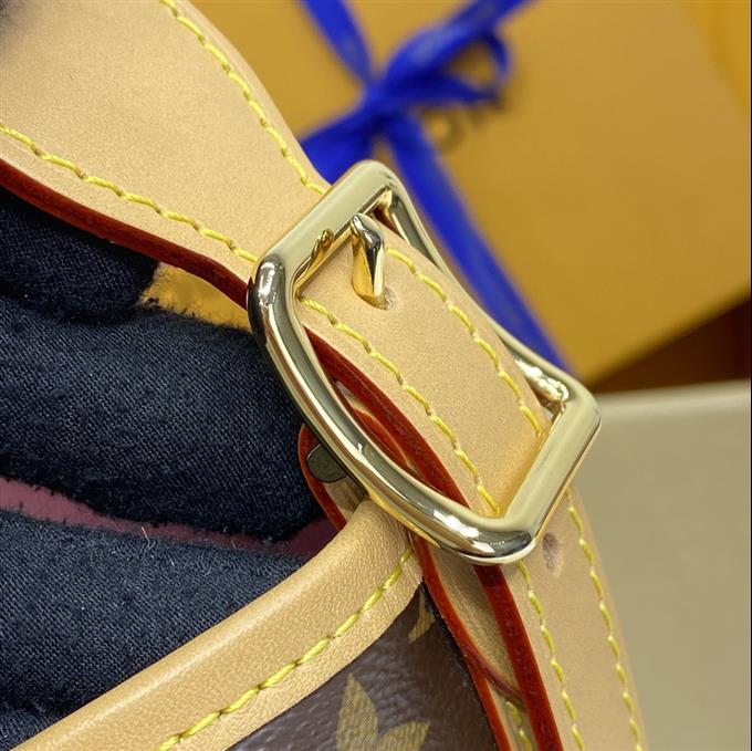 2025224M46203102027121