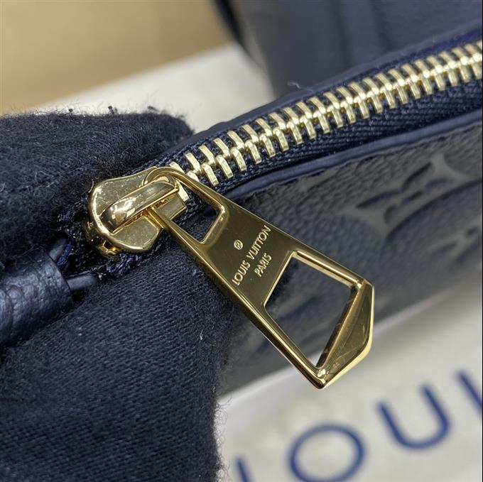 2025224M46288102027496