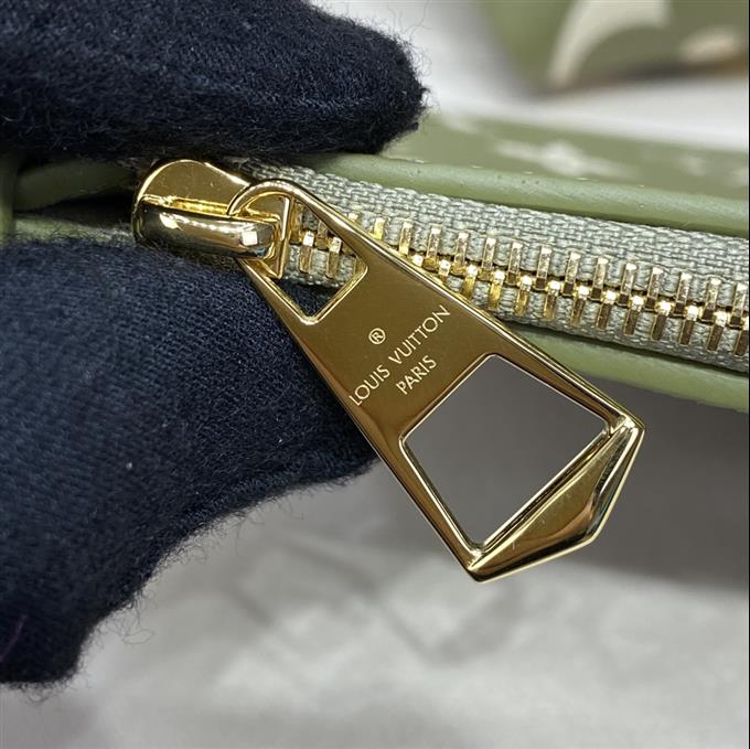 2025224M46672102027838