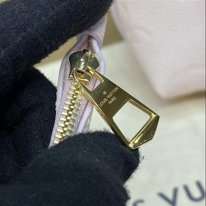 2025224M47082102027981