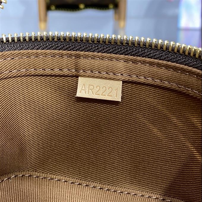 2025224M4369012638109