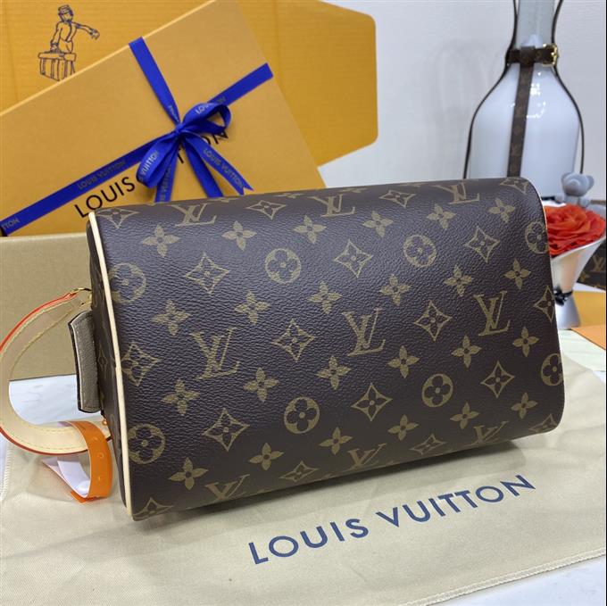 2025224M44494222734741