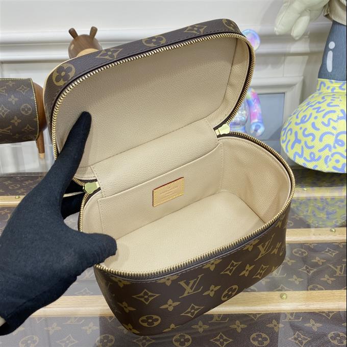 2025224M444951264085