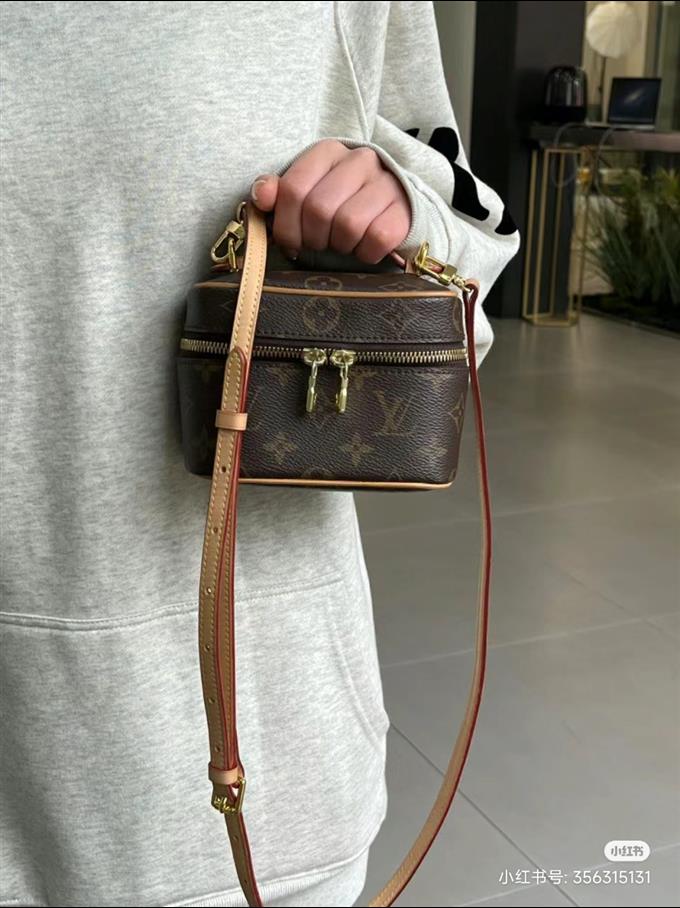 2025224M44936222753108