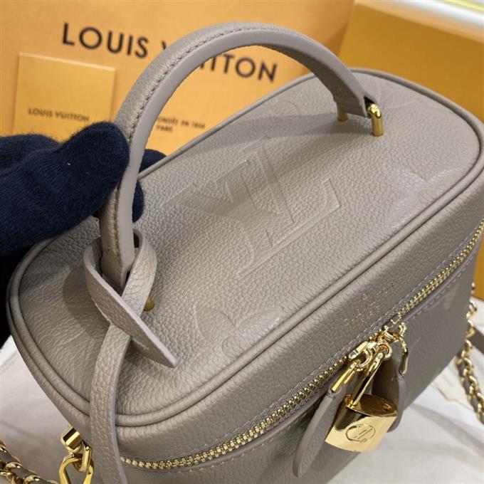 2025224M45598222054900