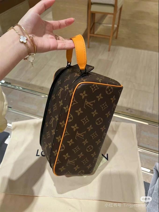 2025224M46696223228219