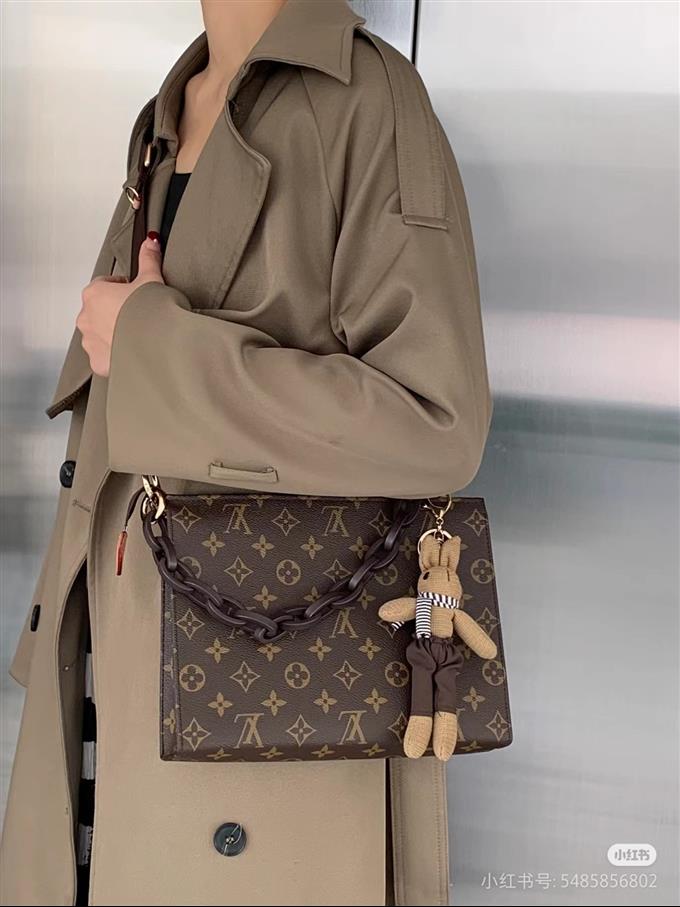 2025224M47542223228297