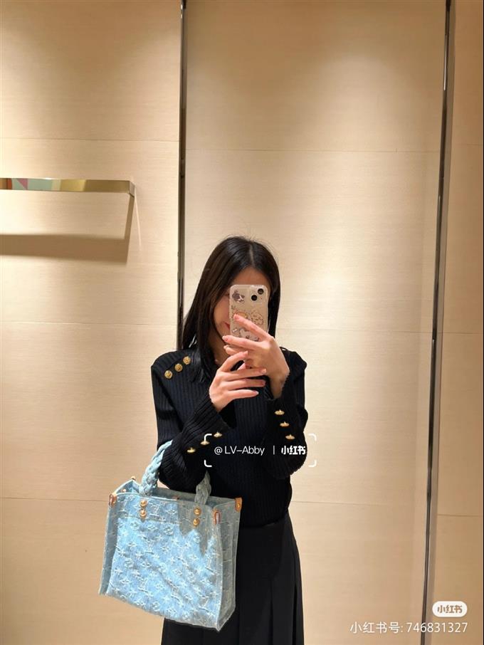 2025224M24897113238790