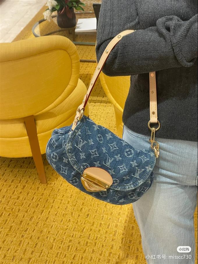 2025224M46829113230302