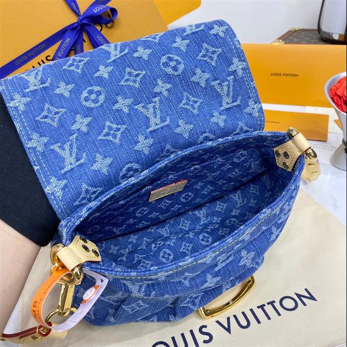 2025224M46829113231631