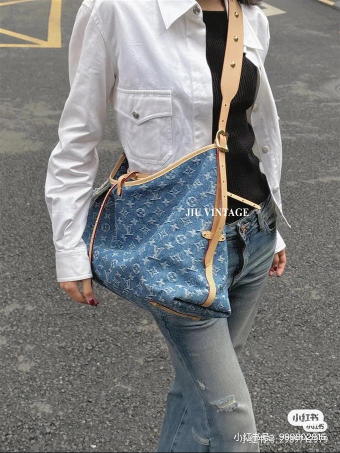 2025224M46855113236764