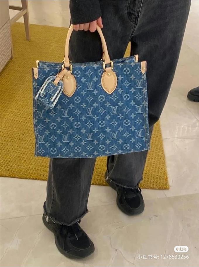 2025224M46871113237144