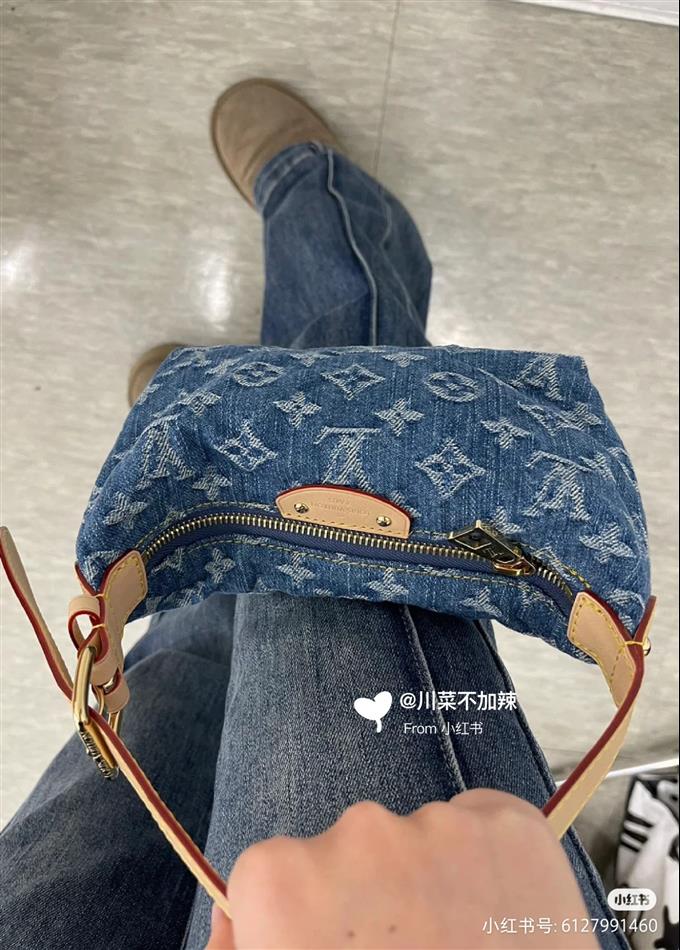 2025224M82949113237423