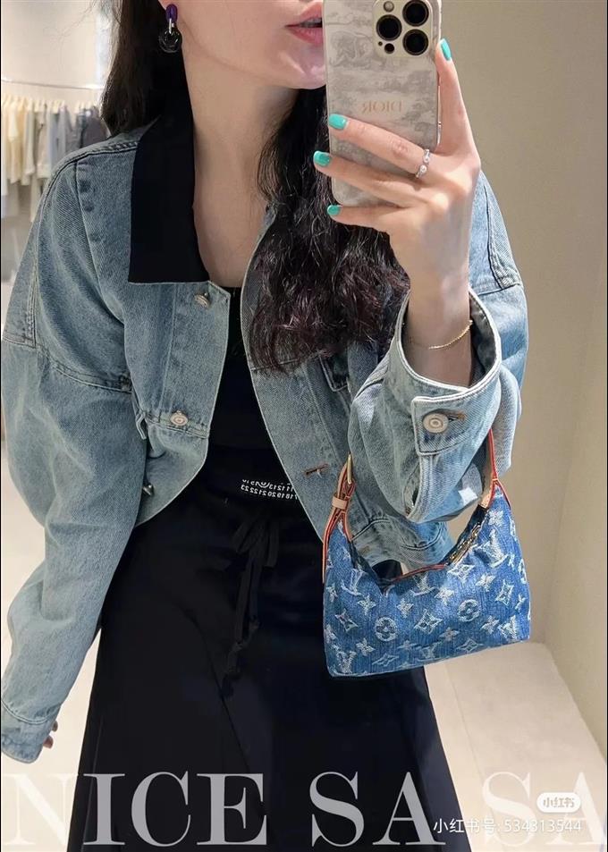 2025224M82949113237455