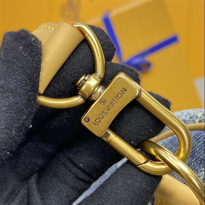 2025224N40709113229827