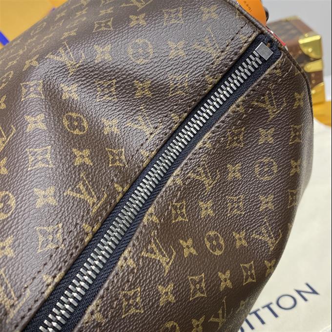 2025224M56856102245801