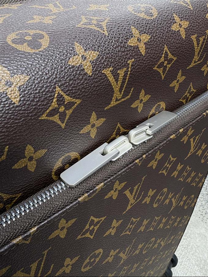 2025224M471821213815