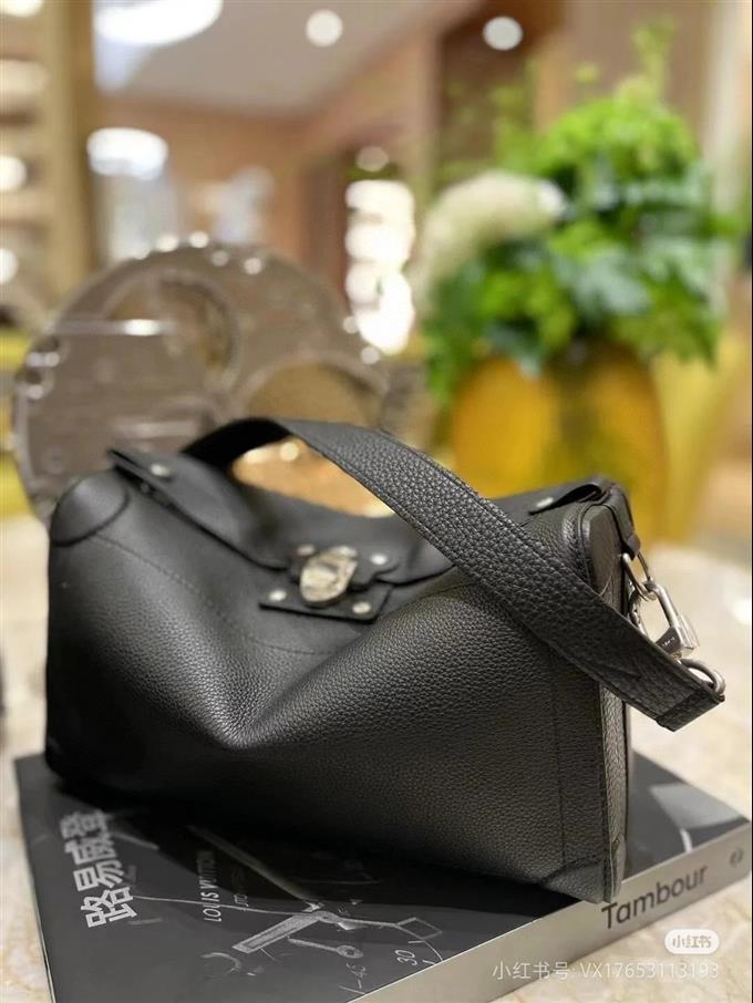 2025224M11615101743318