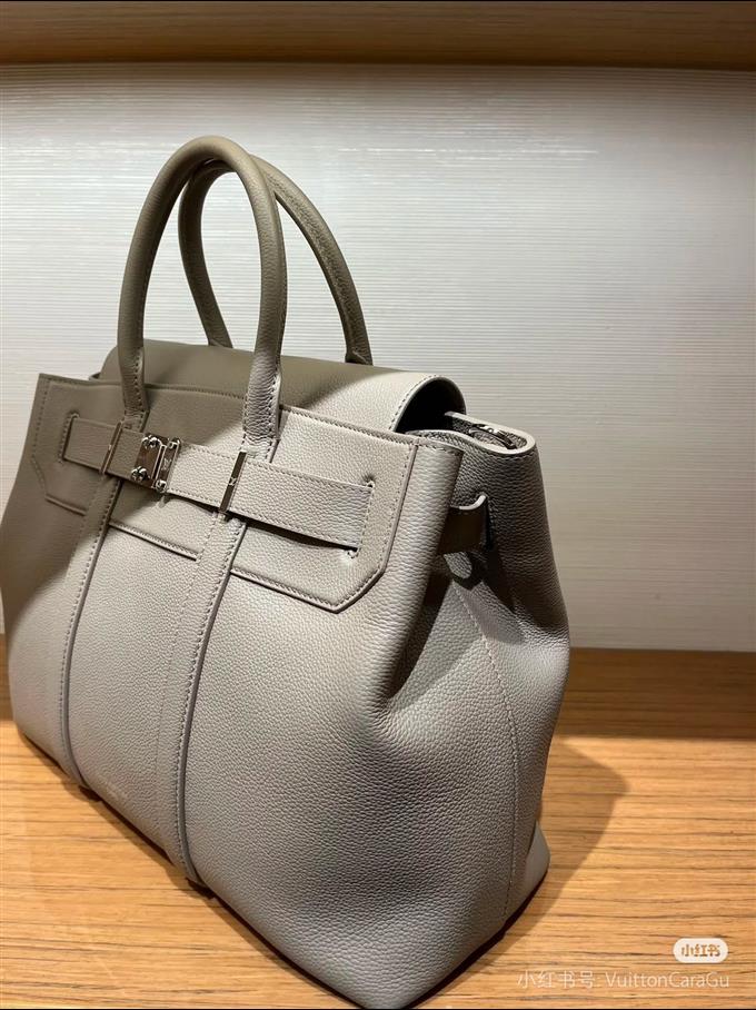 2025224M11664101741756