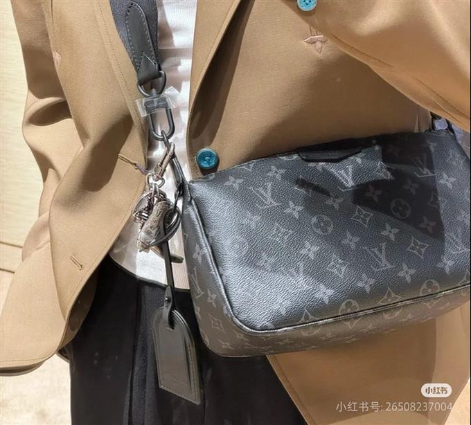 2025224M11741101734787