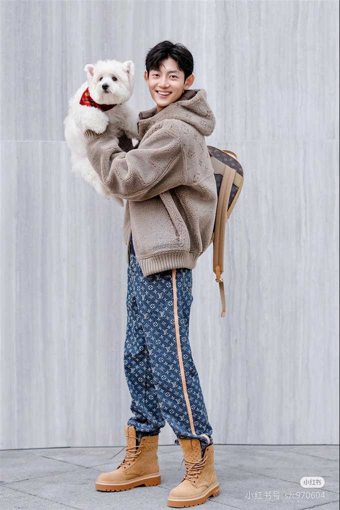 2025224M12624101748130