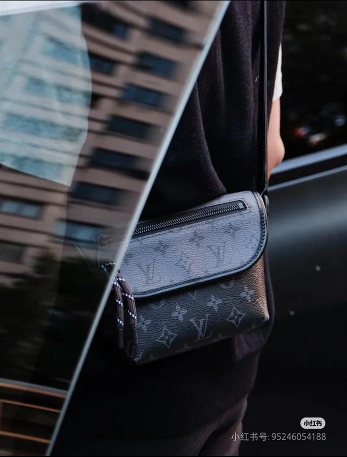 2025224M12806101748676