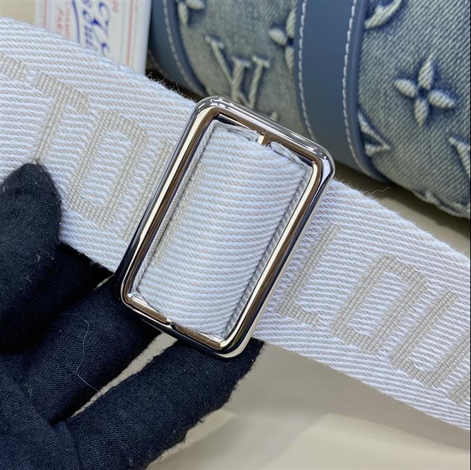 2025224M2276210171990