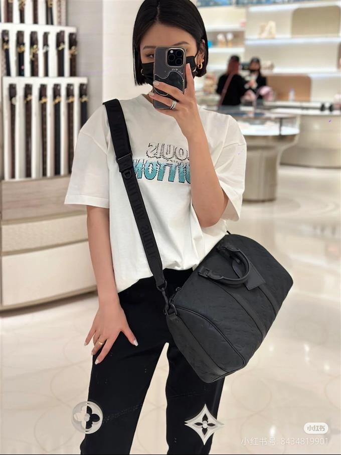 2025224M22765101742772