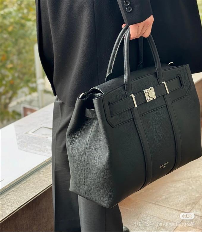 2025224M23153101737549