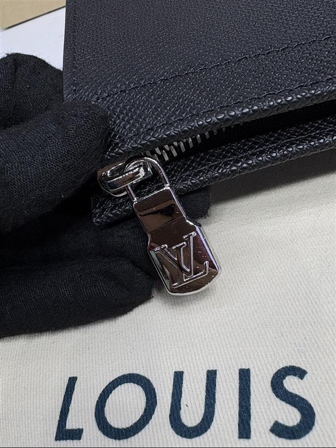 2025224M30450101729315