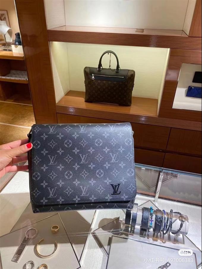 2025224M44000101747631