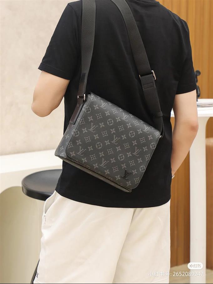 2025224M44000101750476