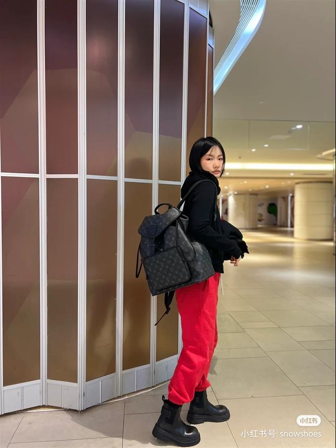 2025224M46683101736784