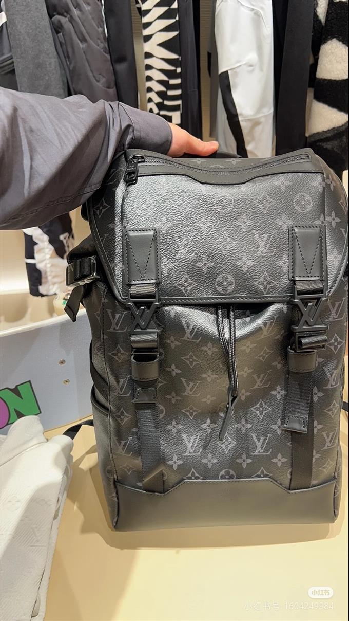 2025224M46792101743644