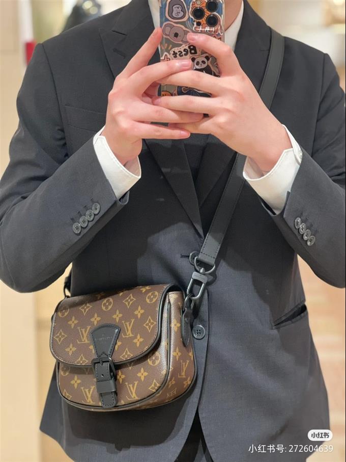 2025224M47060101744590