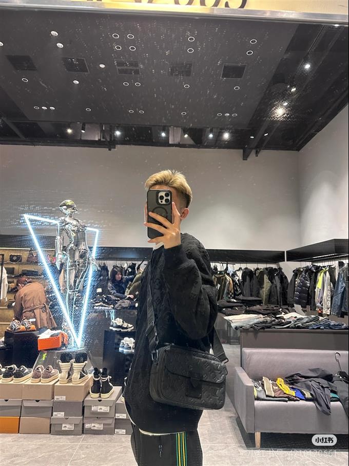 2025224M58489101742819