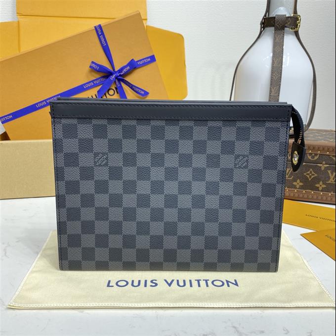 2025224M61692101720490