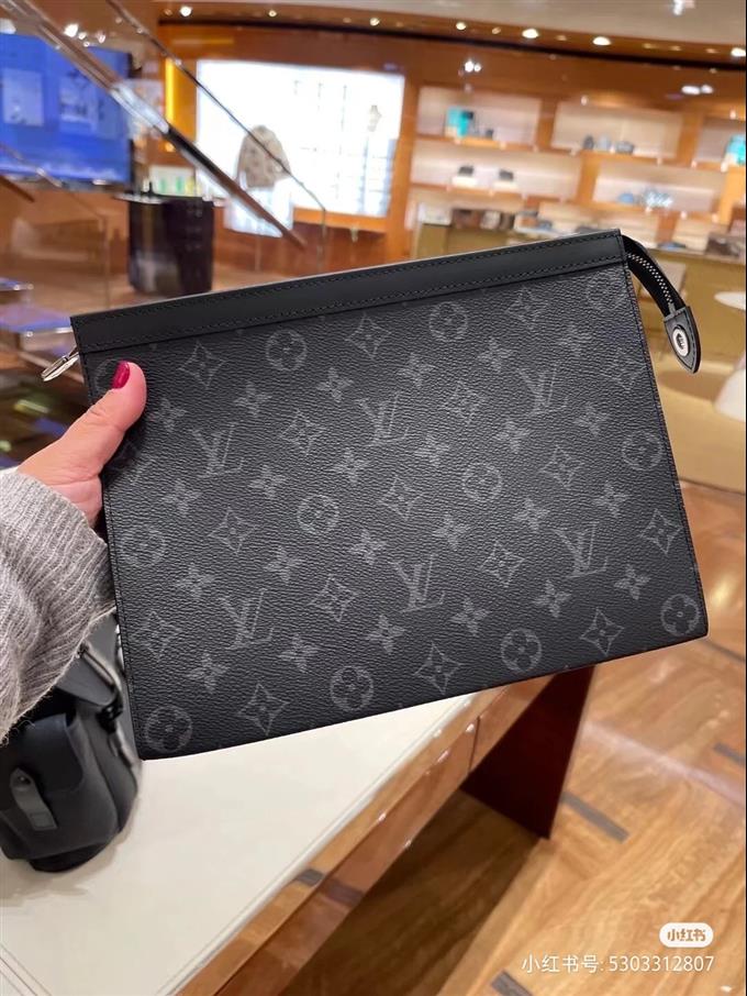 2025224M61692101744967