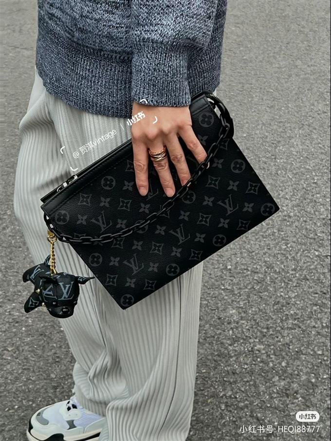 2025224M61692101749787