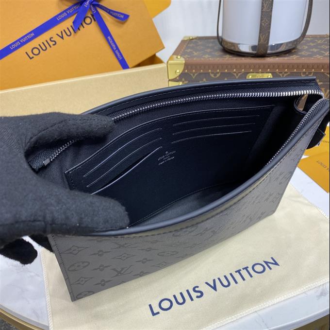 2025224M69535101726305