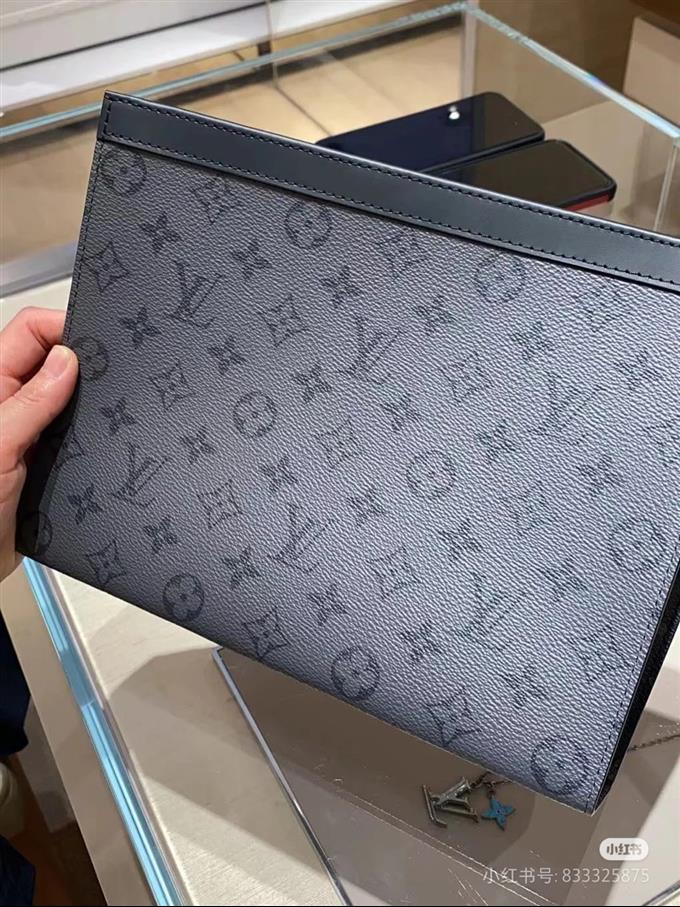 2025224M69535101746108