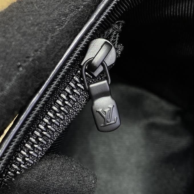 2025224M81746101726353