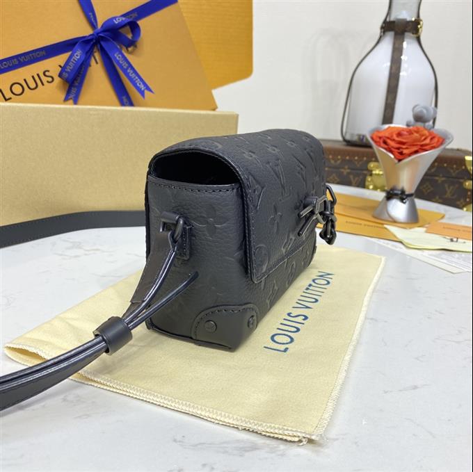 2025224M81746101731793