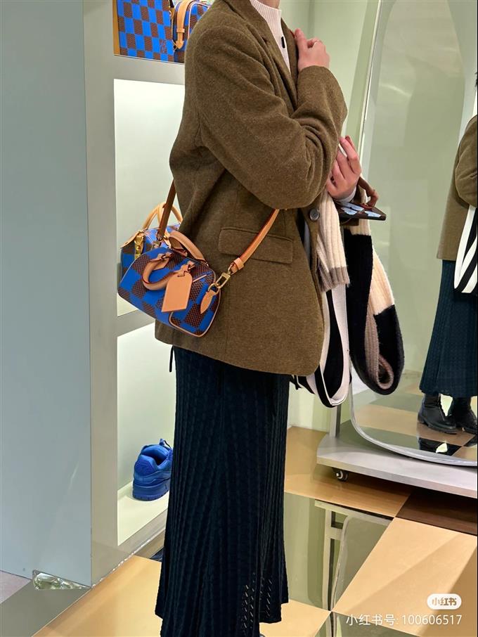 2025224N40595101746930