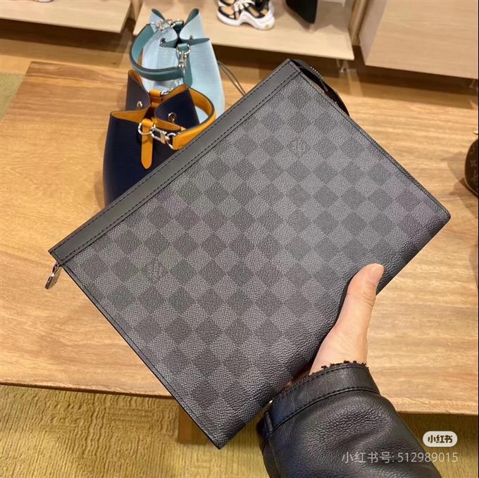 2025224N41696101740828