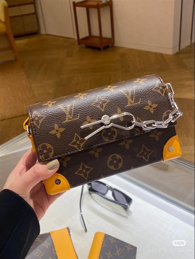 2025224M12811101535787