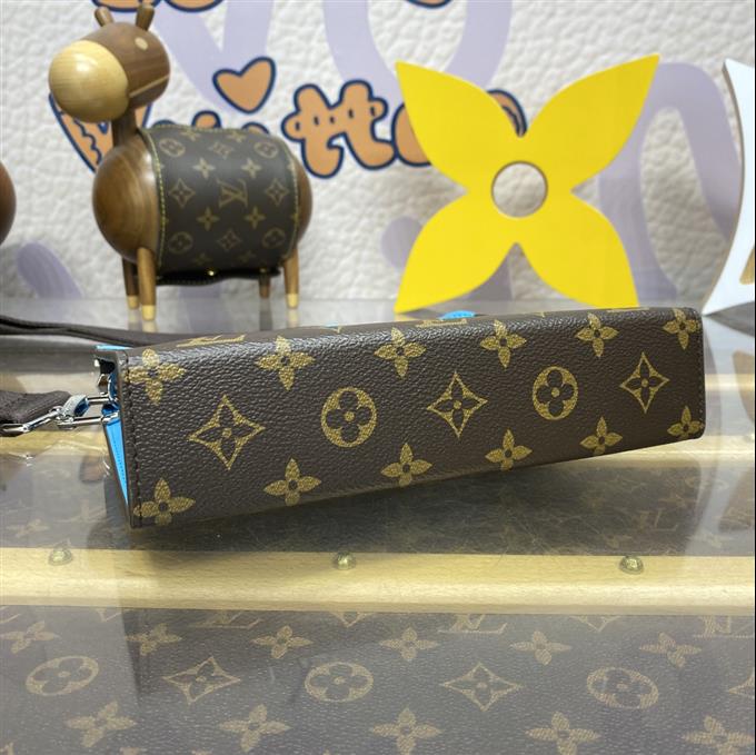 2025224M81124122028570