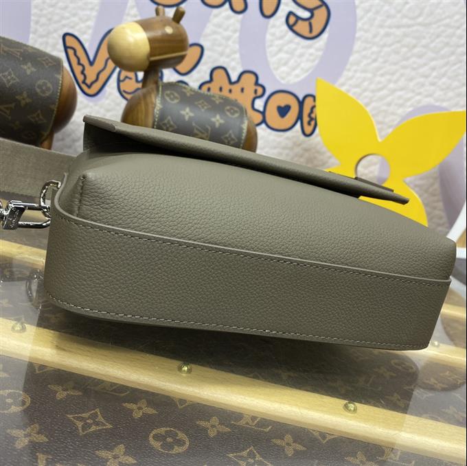 2025224M22611121637927