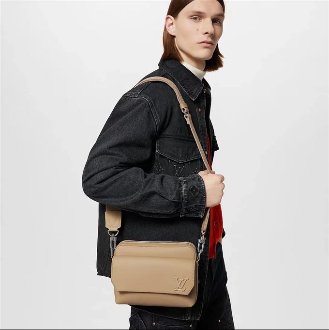 2025224M23710121642294