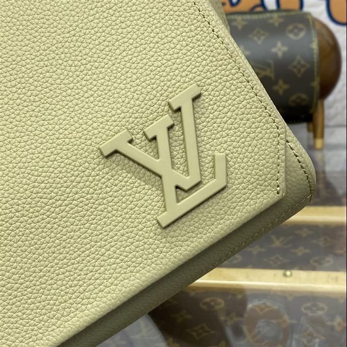 2025224M57080121641733